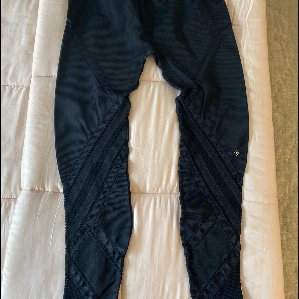 NUX Mesh Leggings